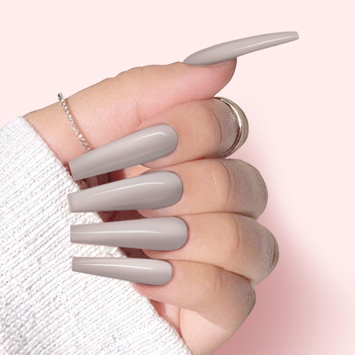 01-06-23-DD276-TAKEALEAD-HandModel_057553c8-cf1b-4219-bf64-333d93def572.png