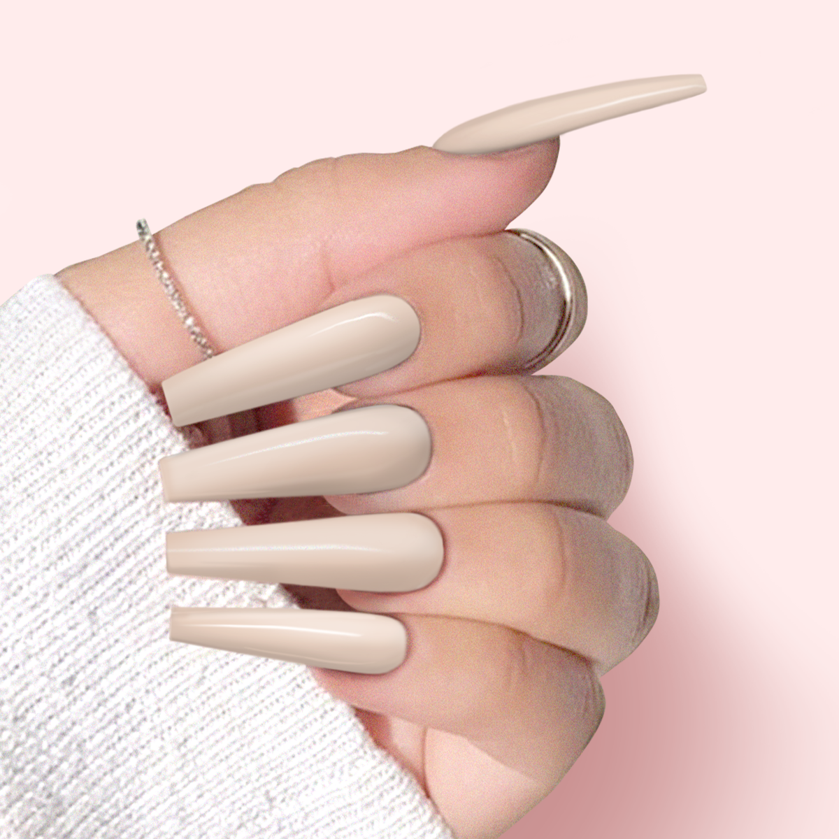 01-06-23-DD280-SECRETCRUSH-HandModel_7a4d08a3-9b13-425c-b24a-6a9342bd6e0c.png